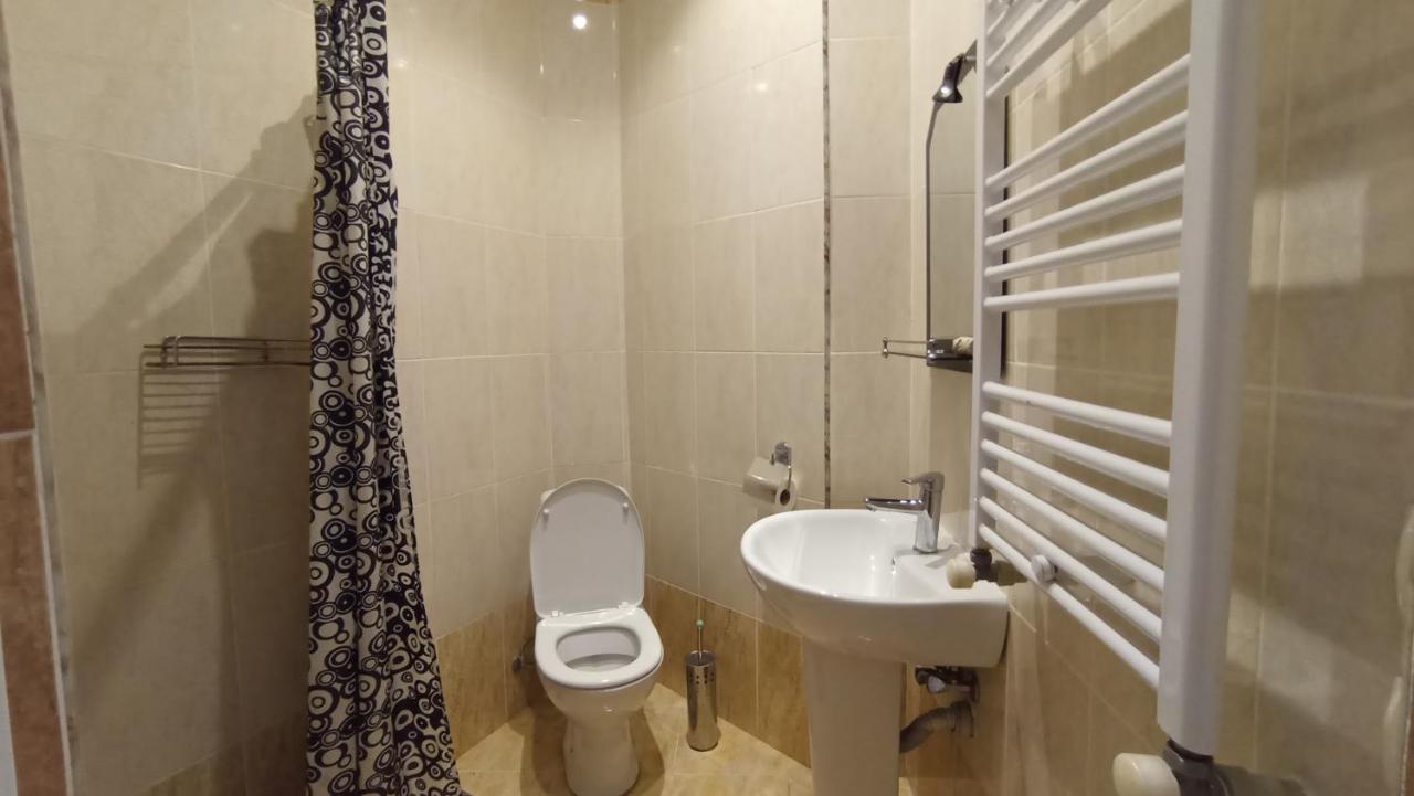 Guest House Karla كوبوليتي المظهر الخارجي الصورة