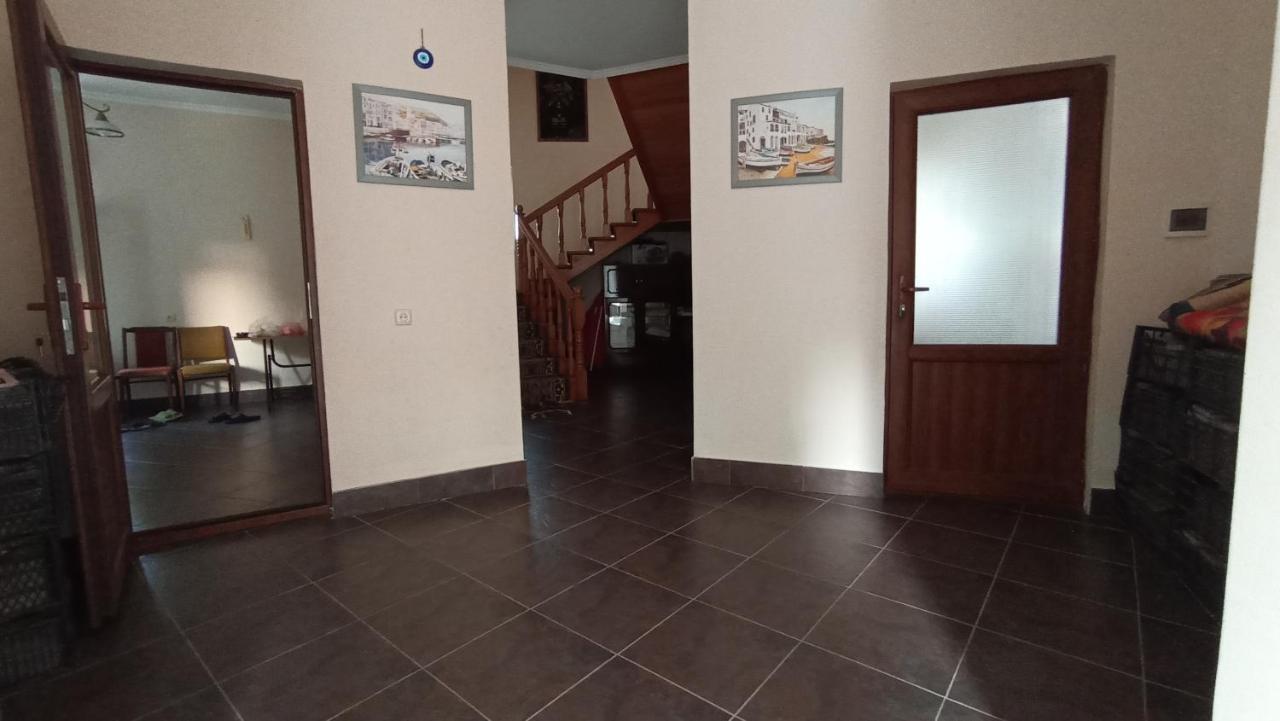 Guest House Karla كوبوليتي المظهر الخارجي الصورة